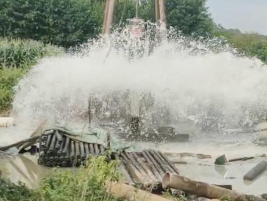石英巖分布地區打井找水的技巧